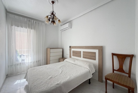 Herverkoop - Appartement / flat - Torrevieja - Estacion De Autobuses