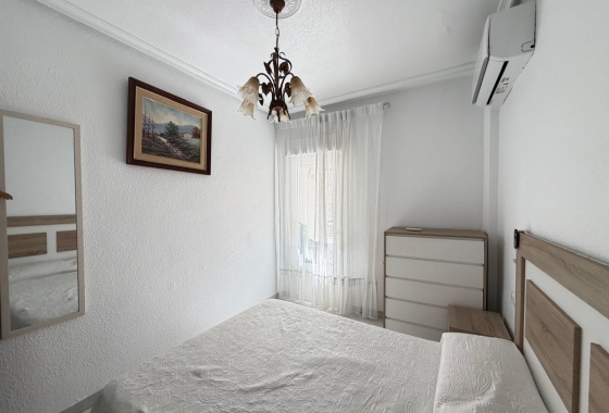 Herverkoop - Appartement / flat - Torrevieja - Estacion De Autobuses