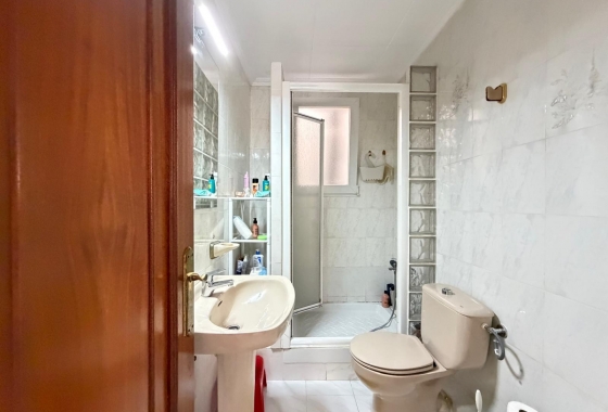 Herverkoop - Appartement / flat - Torrevieja - Estacion De Autobuses