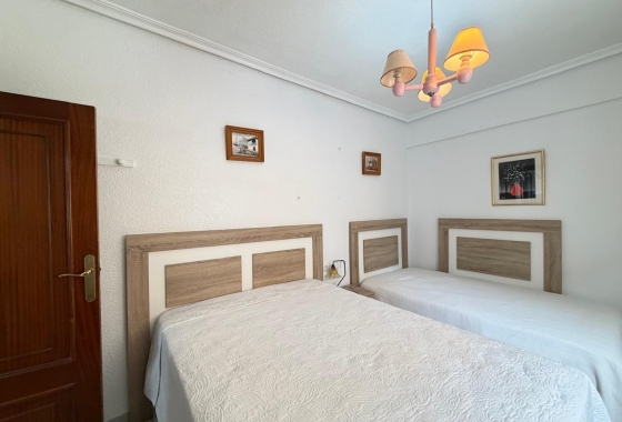 Herverkoop - Appartement / flat - Torrevieja - Estacion De Autobuses