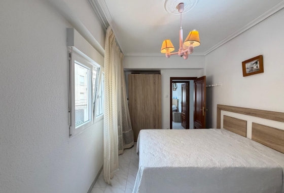 Herverkoop - Appartement / flat - Torrevieja - Estacion De Autobuses