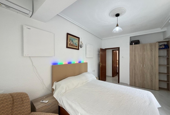 Herverkoop - Appartement / flat - Torrevieja - Estacion De Autobuses