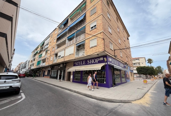 Herverkoop - Appartement / flat - Torrevieja - Estacion De Autobuses