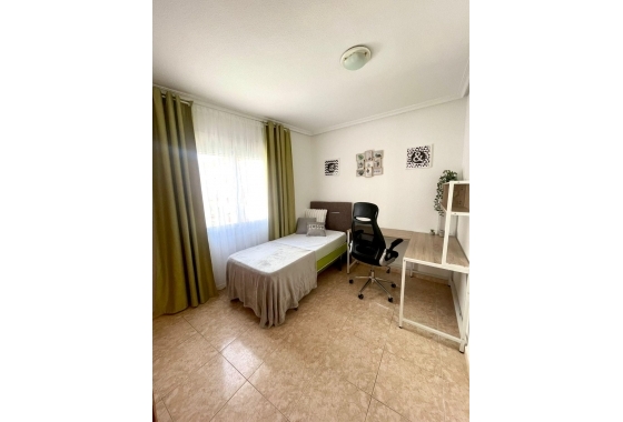 Herverkoop - Appartement / flat - Torrevieja - Centro