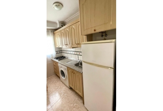 Herverkoop - Appartement / flat - Torrevieja - Centro