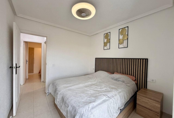 Herverkoop - Appartement / flat - Torrevieja - Acequion