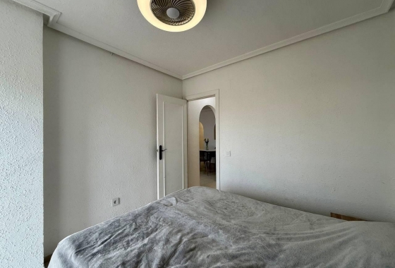 Herverkoop - Appartement / flat - Torrevieja - Acequion