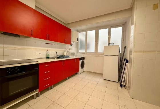 Herverkoop - Appartement / flat - Torrevieja - Acequion
