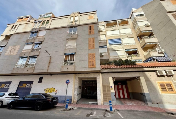 Herverkoop - Appartement / flat - Torrevieja - Acequion