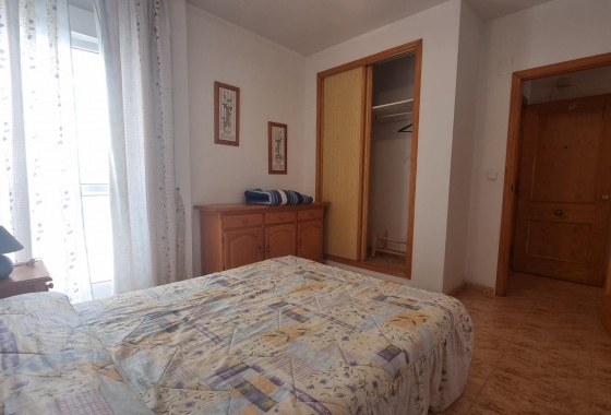 Herverkoop - Appartement / flat - Torrevieja - Centro