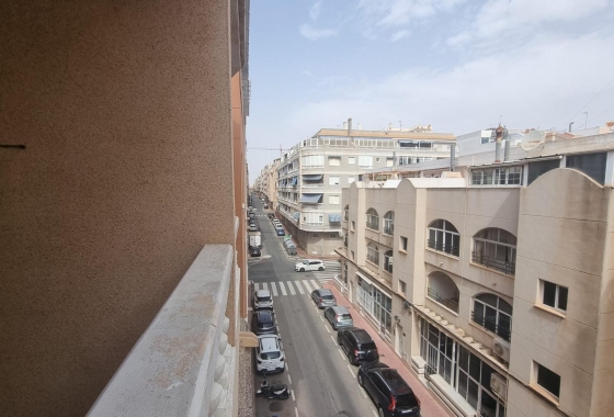 Herverkoop - Appartement / flat - Torrevieja - Centro