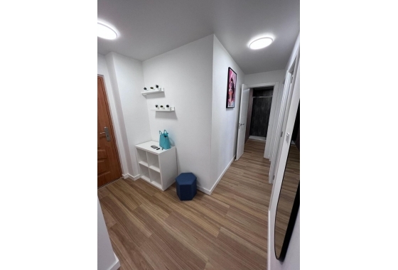 Herverkoop - Appartement / flat - Torrevieja - Estacion De Autobuses