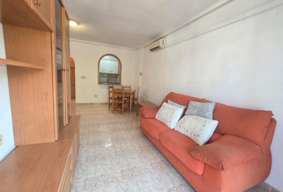Herverkoop - Appartement / flat - Torrevieja - Habaneras