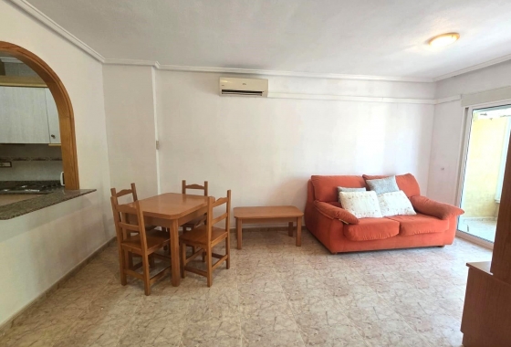 Herverkoop - Appartement / flat - Torrevieja - Habaneras