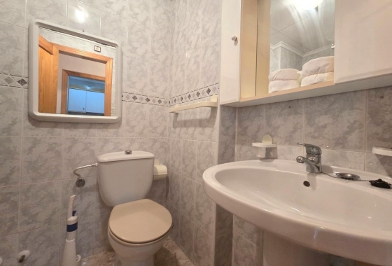 Herverkoop - Appartement / flat - Torrevieja - Habaneras