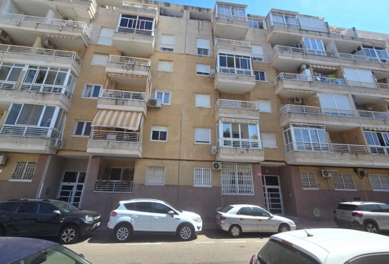 Herverkoop - Appartement / flat - Torrevieja - Habaneras