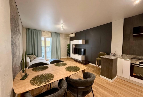 Herverkoop - Appartement / flat - Torrevieja - Habaneras