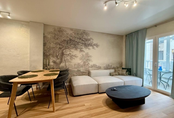 Herverkoop - Appartement / flat - Torrevieja - Habaneras