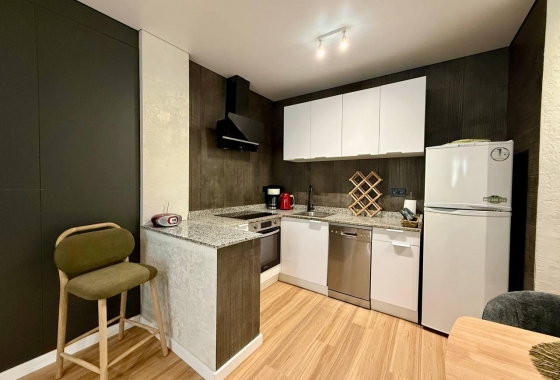 Herverkoop - Appartement / flat - Torrevieja - Habaneras