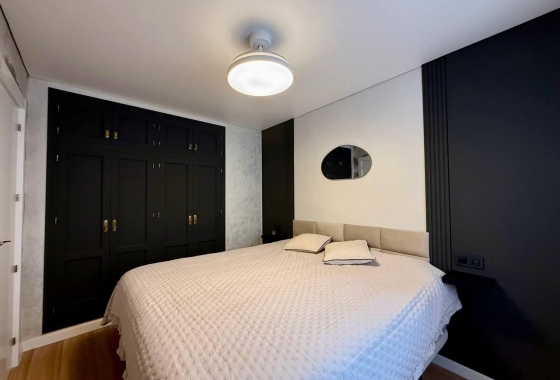 Herverkoop - Appartement / flat - Torrevieja - Habaneras