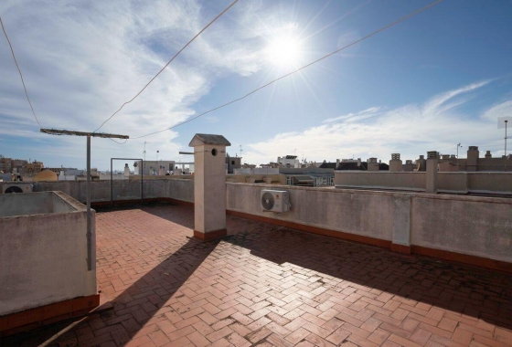 Herverkoop - Appartement / flat - Torrevieja - Habaneras