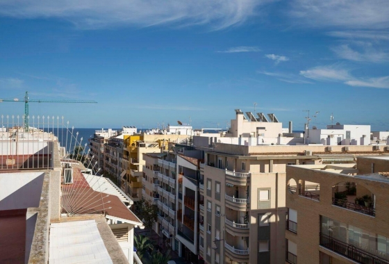 Herverkoop - Appartement / flat - Torrevieja - Habaneras