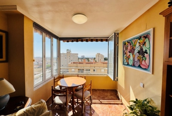 Herverkoop - Appartement / flat - Torrevieja - Costa Blanca