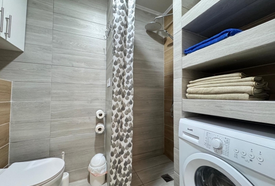 Herverkoop - Appartement / flat - Torrevieja - Playa del Cura