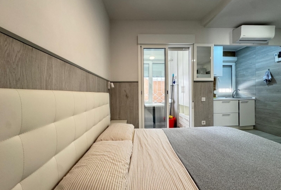 Herverkoop - Appartement / flat - Torrevieja - Playa del Cura