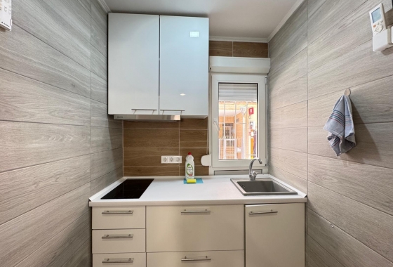 Herverkoop - Appartement / flat - Torrevieja - Playa del Cura
