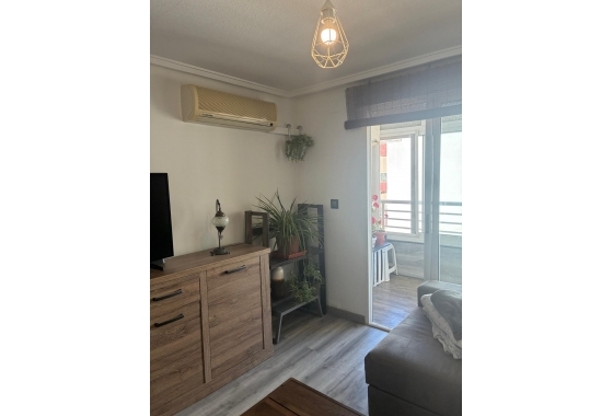 Herverkoop - Appartement / flat - Torrevieja - Centro