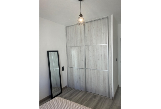 Herverkoop - Appartement / flat - Torrevieja - Centro