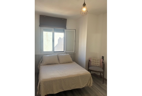 Herverkoop - Appartement / flat - Torrevieja - Centro
