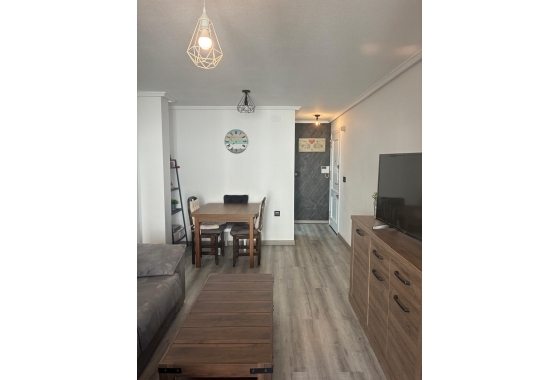 Herverkoop - Appartement / flat - Torrevieja - Centro