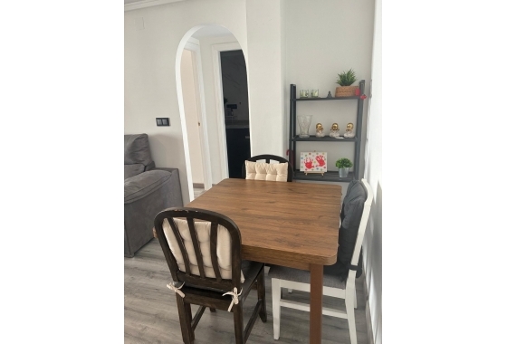 Herverkoop - Appartement / flat - Torrevieja - Centro