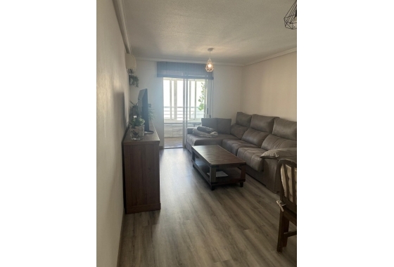 Herverkoop - Appartement / flat - Torrevieja - Centro