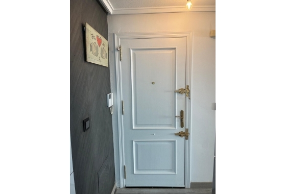 Herverkoop - Appartement / flat - Torrevieja - Centro