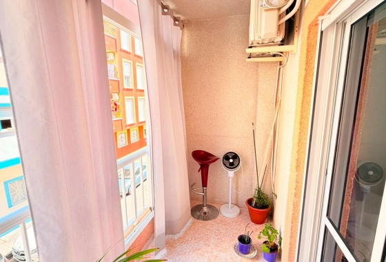 Herverkoop - Appartement / flat - Torrevieja - Playa del Cura