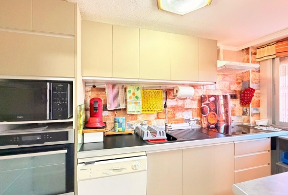 Herverkoop - Appartement / flat - Torrevieja - Playa De Los Naufragos