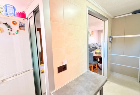 Herverkoop - Appartement / flat - Torrevieja - Playa De Los Naufragos