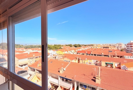Herverkoop - Appartement / flat - Torrevieja - Playa De Los Naufragos