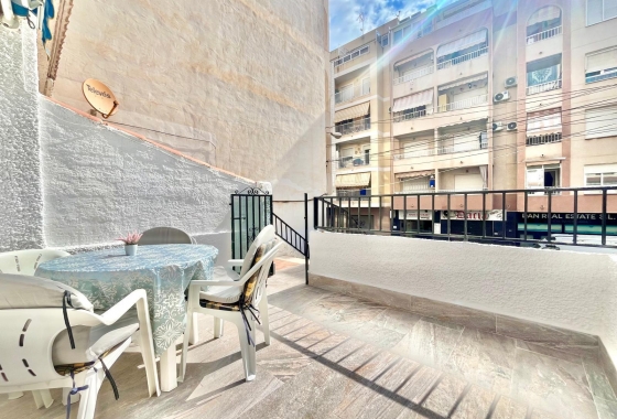Herverkoop - Appartement / flat - Torrevieja - Playa de los Locos
