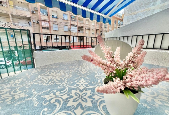Herverkoop - Appartement / flat - Torrevieja - Playa de los Locos
