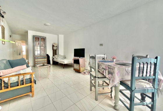 Herverkoop - Appartement / flat - Torrevieja - Playa de los Locos