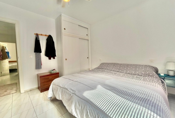 Herverkoop - Appartement / flat - Torrevieja - Playa de los Locos