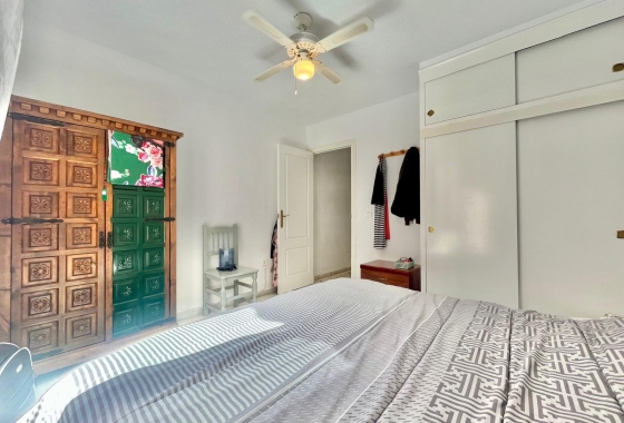 Herverkoop - Appartement / flat - Torrevieja - Playa de los Locos