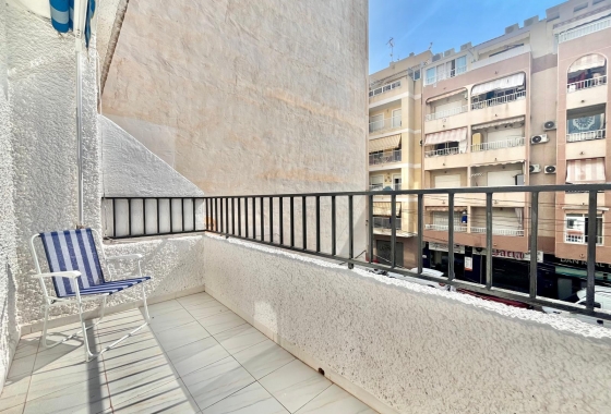 Herverkoop - Appartement / flat - Torrevieja - Playa de los Locos