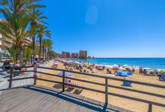 Herverkoop - Appartement / flat - Torrevieja - Playa de los Locos