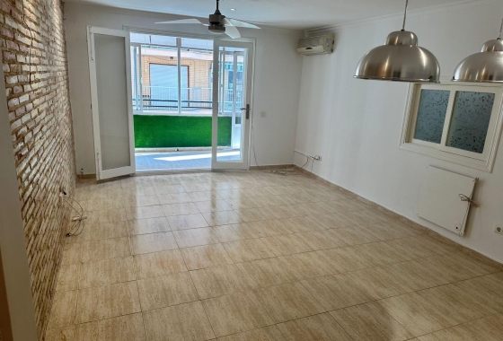 Herverkoop - Appartement / flat - Torrevieja - El Acequión - Los Náufragos