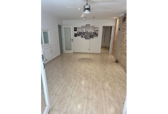 Herverkoop - Appartement / flat - Torrevieja - El Acequión - Los Náufragos